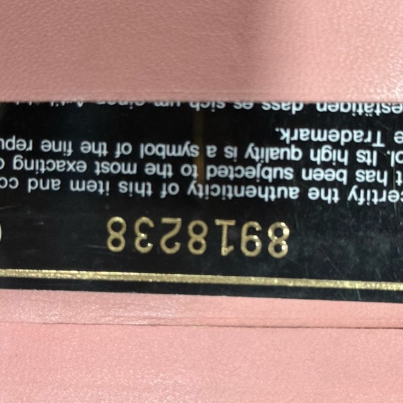 CHANEL Blush Pink Leather Wallet - Picture 5 of 7